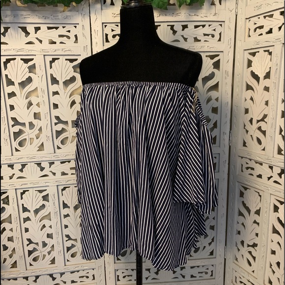 Love in Tops - SUPER PRETTY NAVY BLUE & WHITE STRIPE BLOUSY COLD SHOULDER TOP